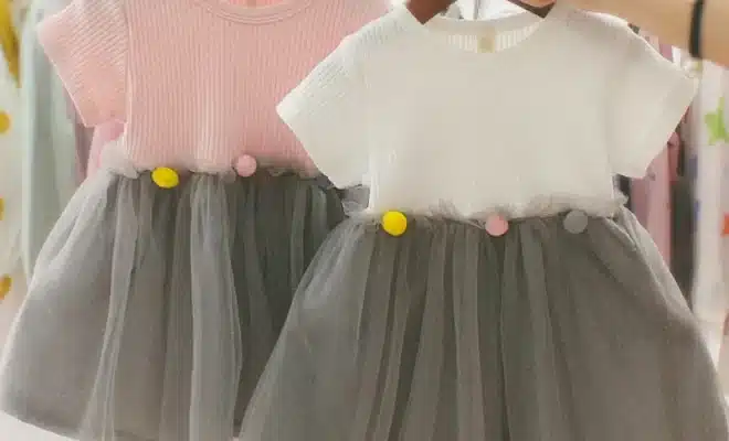 Des robes pour bébés pour toutes les saisons astuces pour s'adapter au climat