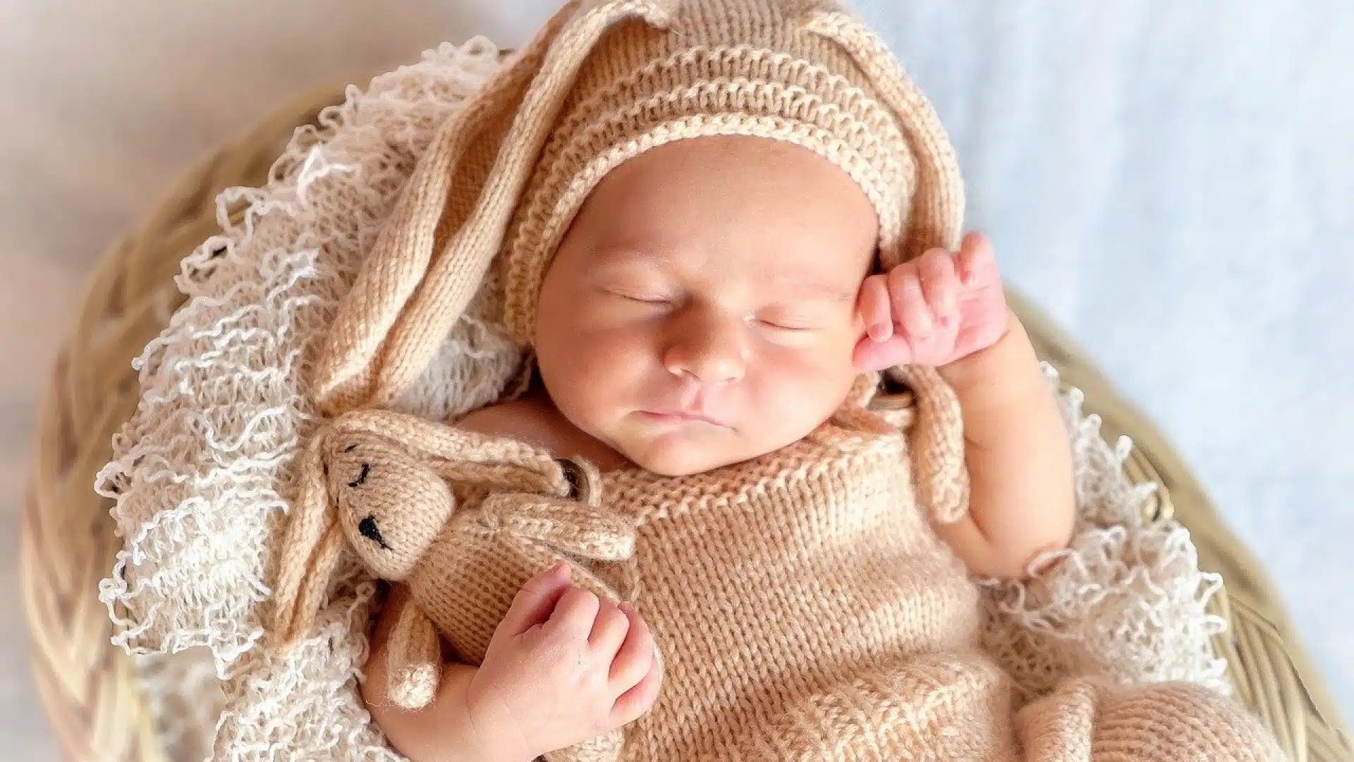 Capturez les premiers instants de votre bébé grâce à un photographe de naissance !