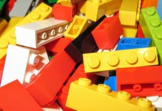 Les jeux de construction pour apprendre aux enfants tout s'amusant !